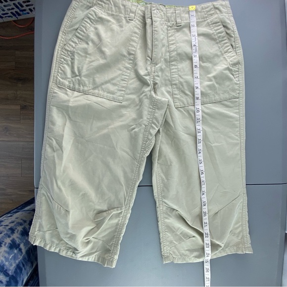 Horny Toad khaki embroidered surf print peddle pushers, 6 - Picture 12 of 15